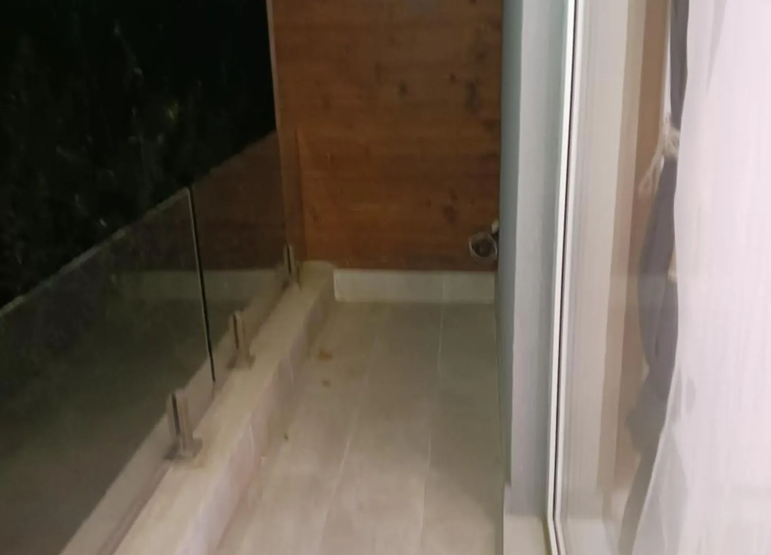 Myky Mouse Nu Primesc Santieristi Si Petrecareti Apartment Bucureşti