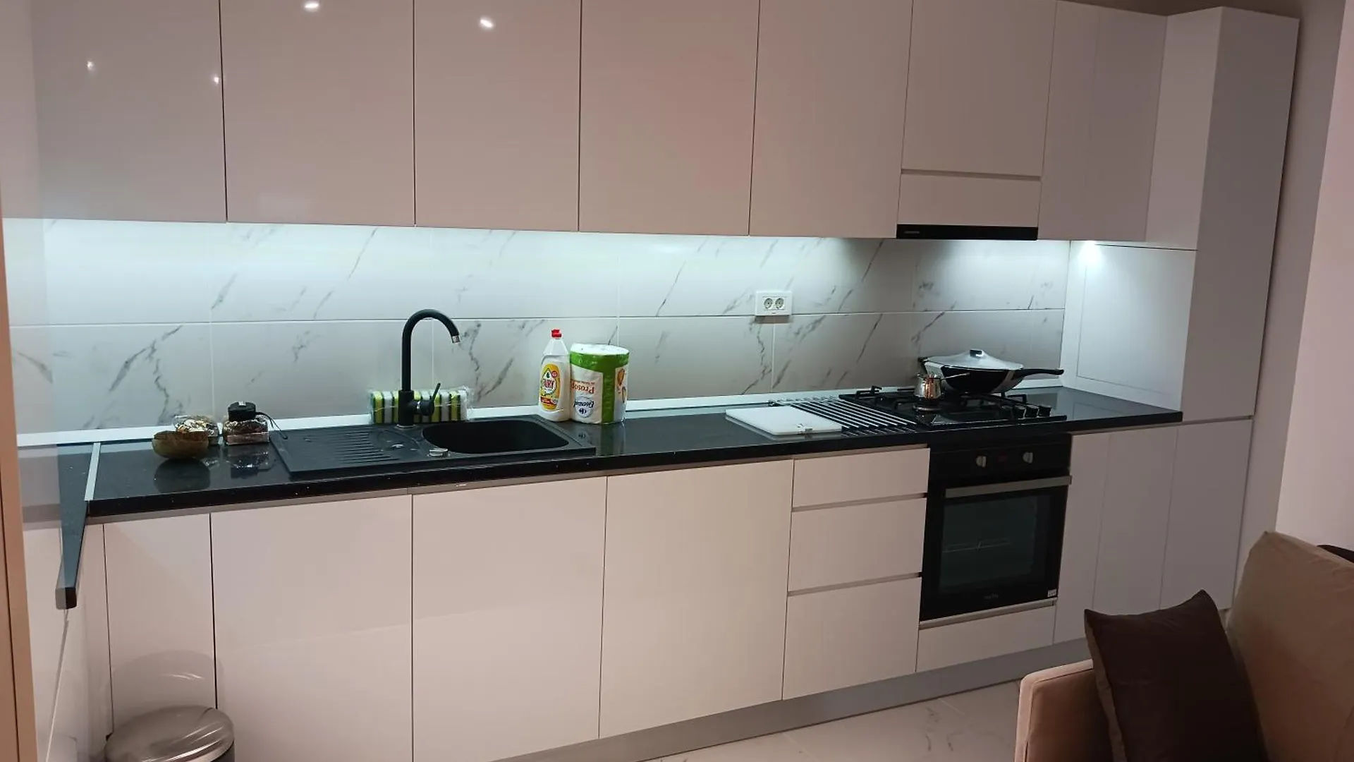 Apartament Myky Mouse Nu Primesc Santieristi Si Petrecareti Bukareszt